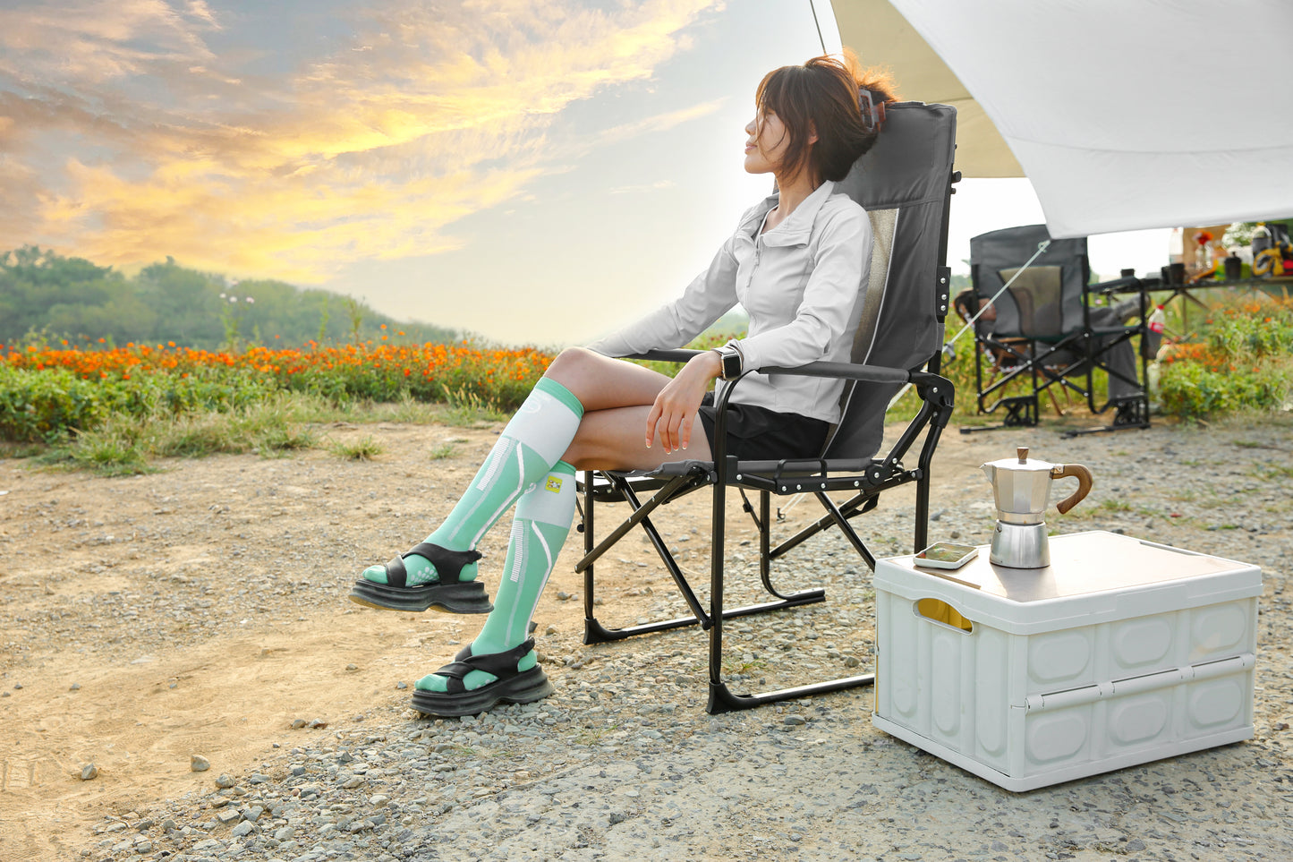 Camping Directors Chair, Heavy Duty,Oversized Portable Folding Chair with Side Table, Pocket for Beach, Fishing,Trip,Picnic,Lawn 
Grey