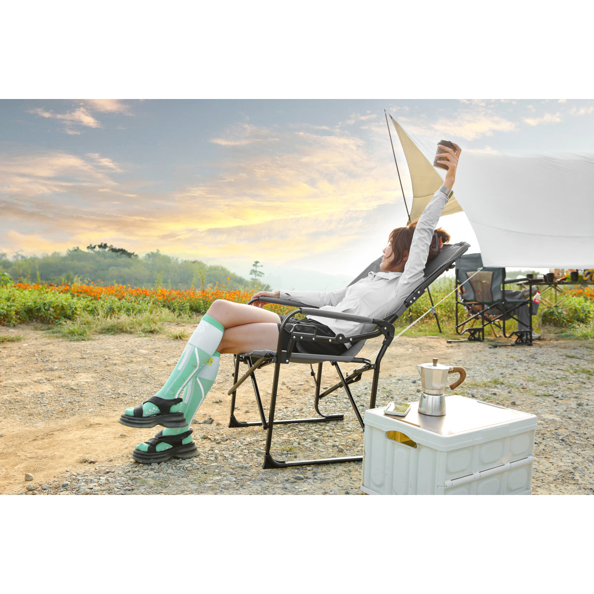 Camping Directors Chair, Heavy Duty,Oversized Portable Folding Chair with Side Table, Pocket for Beach, Fishing,Trip,Picnic,Lawn 
Grey