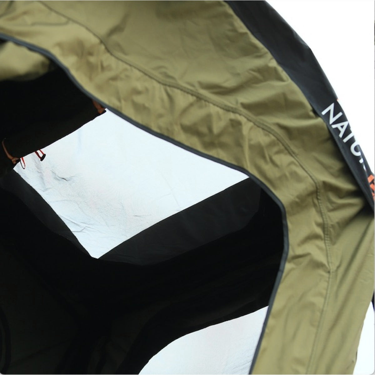 Naturnest's rooftop tent