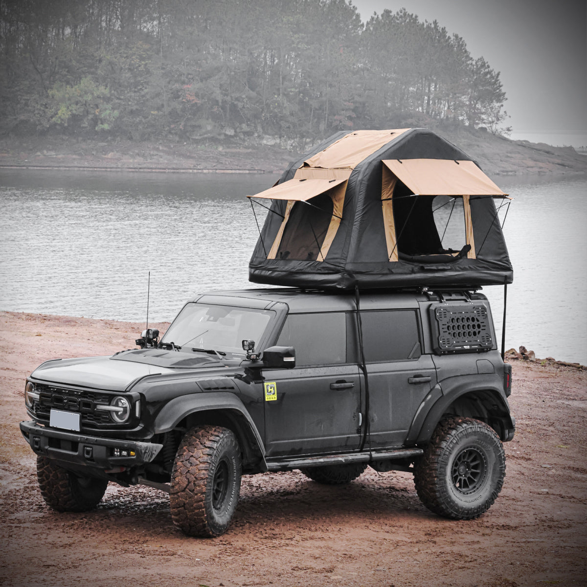 Foldable 2-3 People Amphibious Inflatable Car Roof Top Tent for camping Outdoor Glamping Camping Tent for SUV,Truck( Without Ladder, Two-tone Style, Khaki & Black)